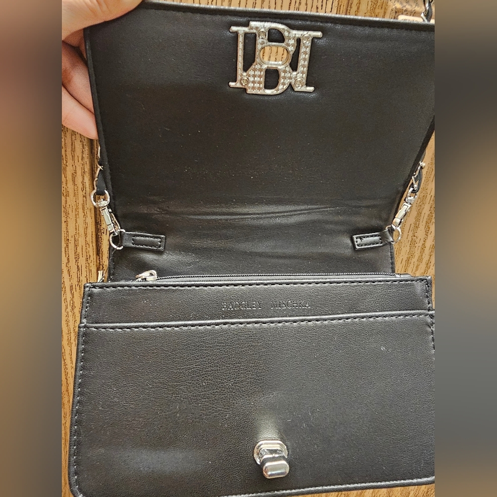 Badgley Mischka Black Quilted Chain Strap Crossbody Handbag NWT - Picture 10 of 15